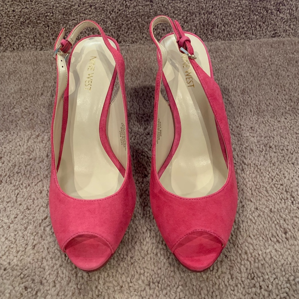 Nine West - brand new suede slingback - 4 inch
